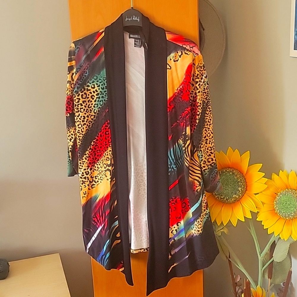 Frank Lyman Design open front top